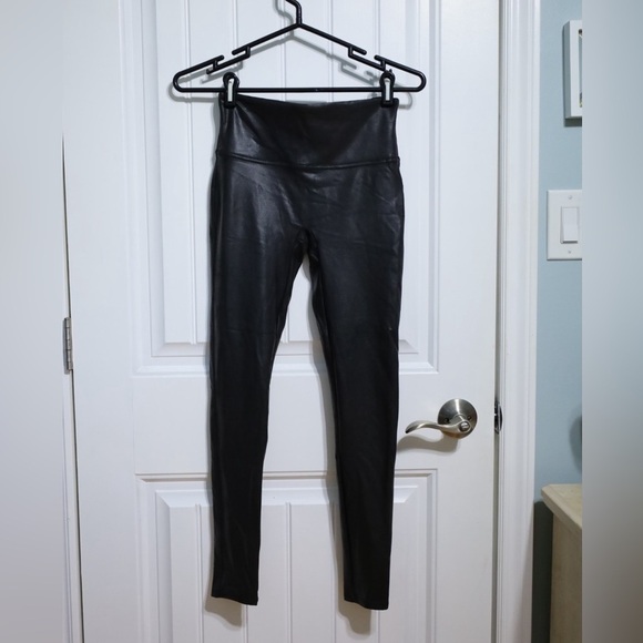 SPANX Black Faux Leather Leggings Womens Size Medium. - Picture 2 of 7